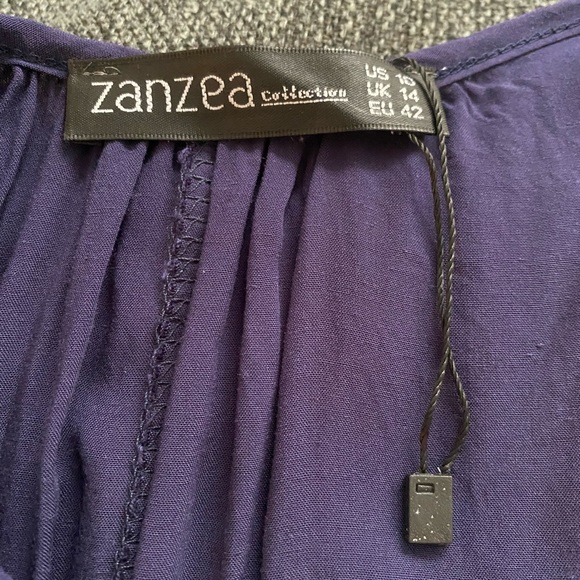 Zaniest maxi dress - Picture 2 of 8